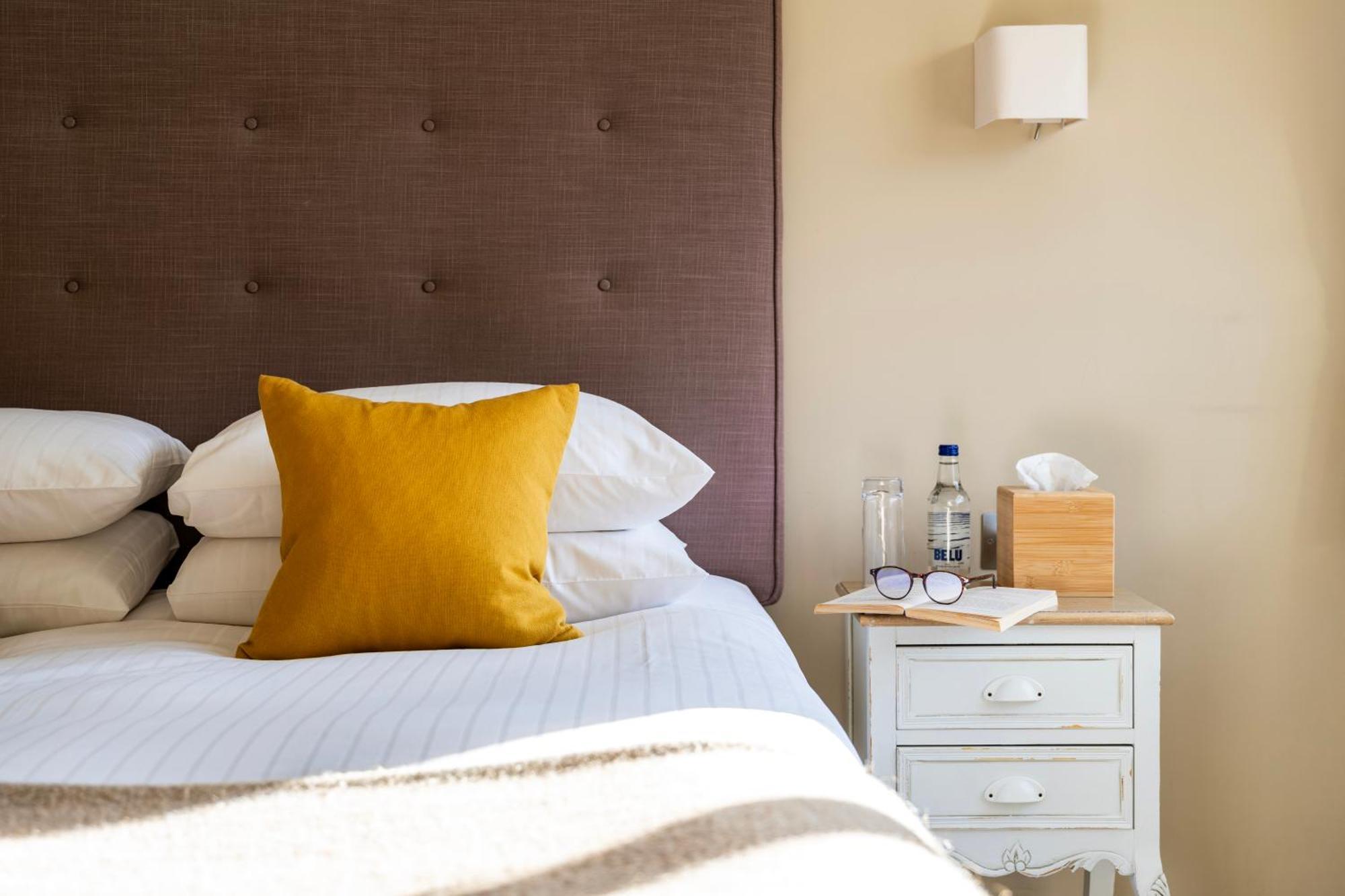 The Tytherleigh Arms Аксминстер Экстерьер фото