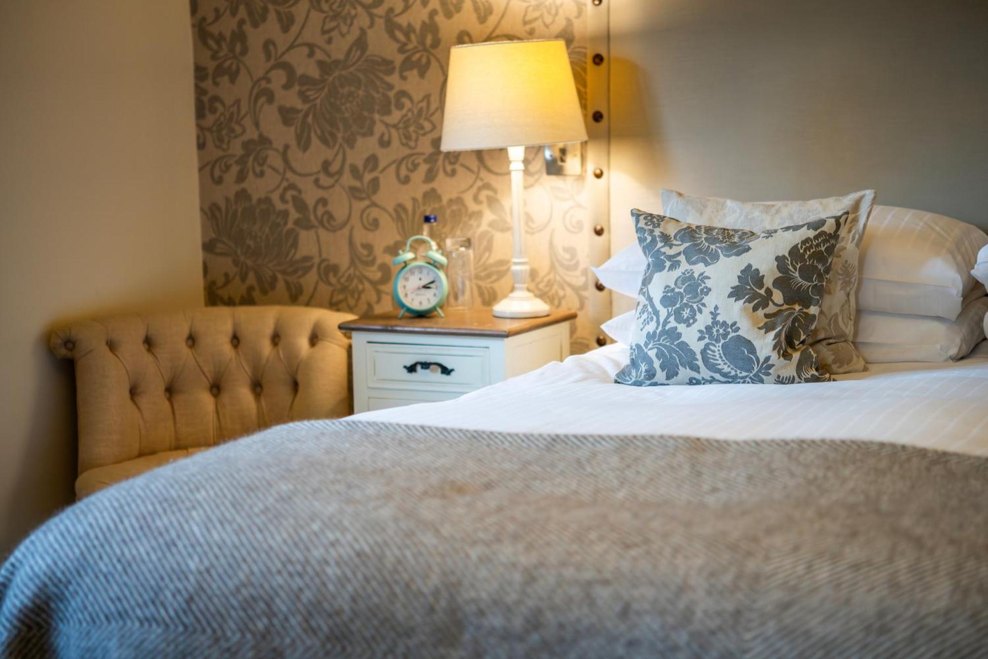 The Tytherleigh Arms Аксминстер Экстерьер фото