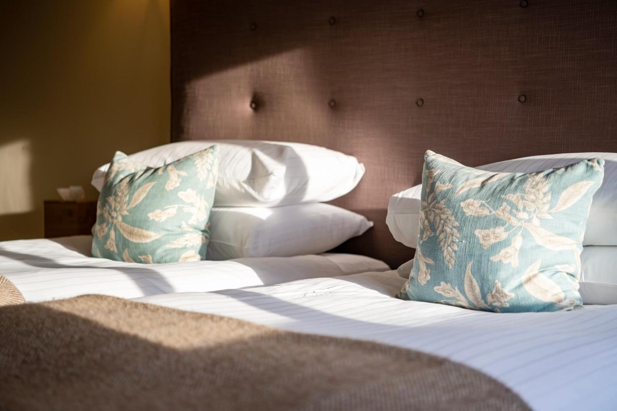 The Tytherleigh Arms Аксминстер Экстерьер фото